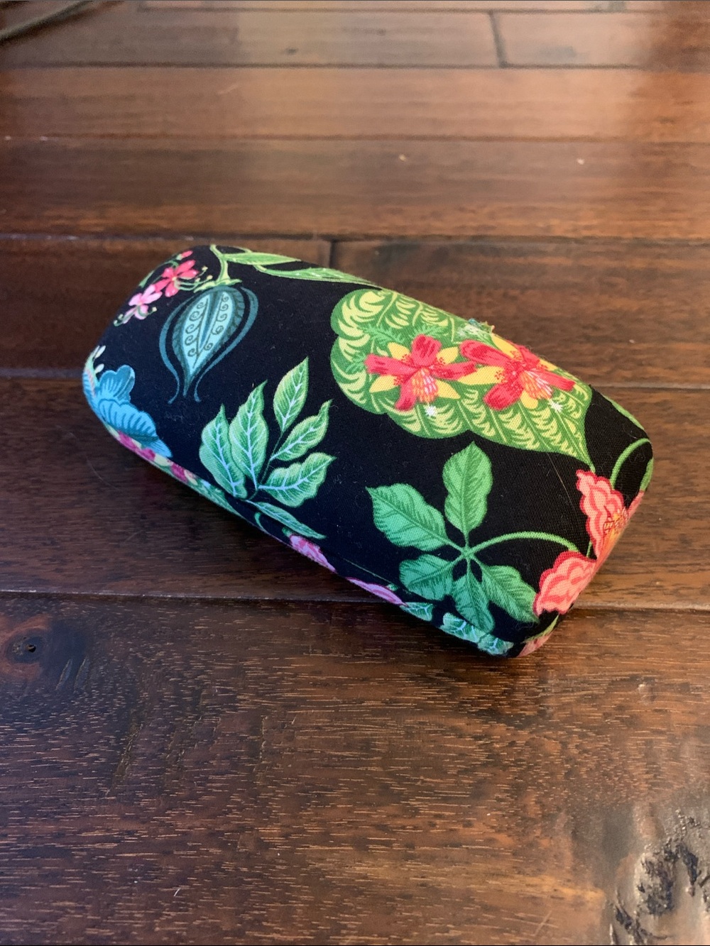 Vera Bradley Floral Black Fabric Glasses Hard Sided Case in Green & Pink